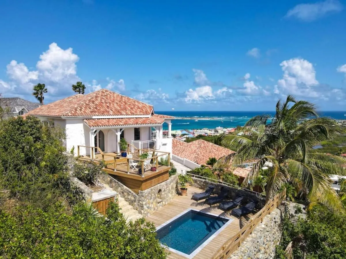 Villa West Indies, Spectacular Sea View, Inside Orient Bay Resort, Private Pool
